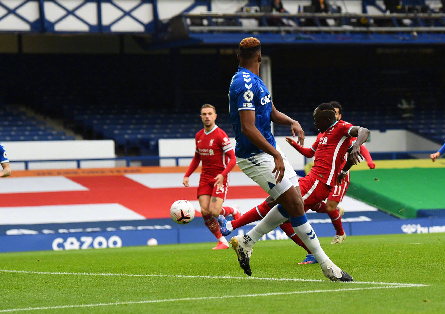 保持对团队 保持对团队